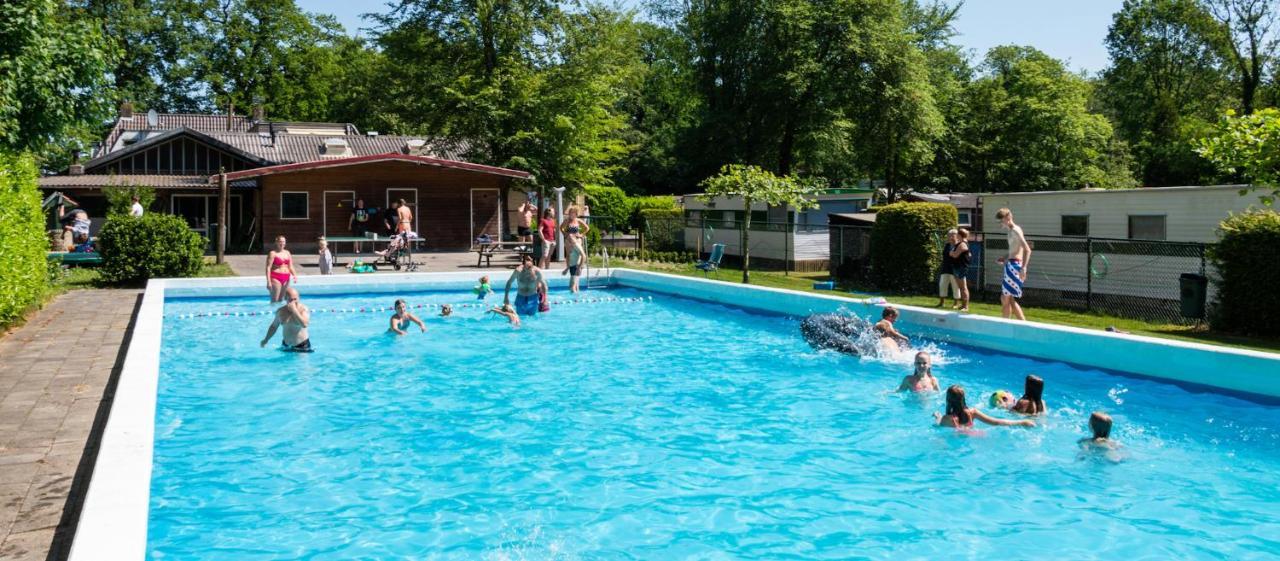 Вилла Chalet 'T Rijsterbos Op Camping Met Zwembad! Экстерьер фото